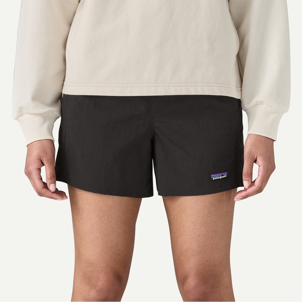 Patagonia women’s baggies shorts 5” size M
